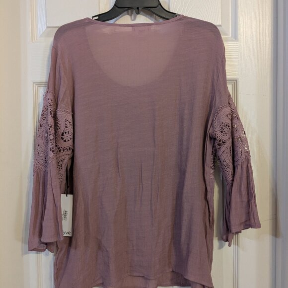 Fyve Rose Pink Blouse | Romantic Lace Detail | Flowy XL Tunic/Top - Picture 3 of 3